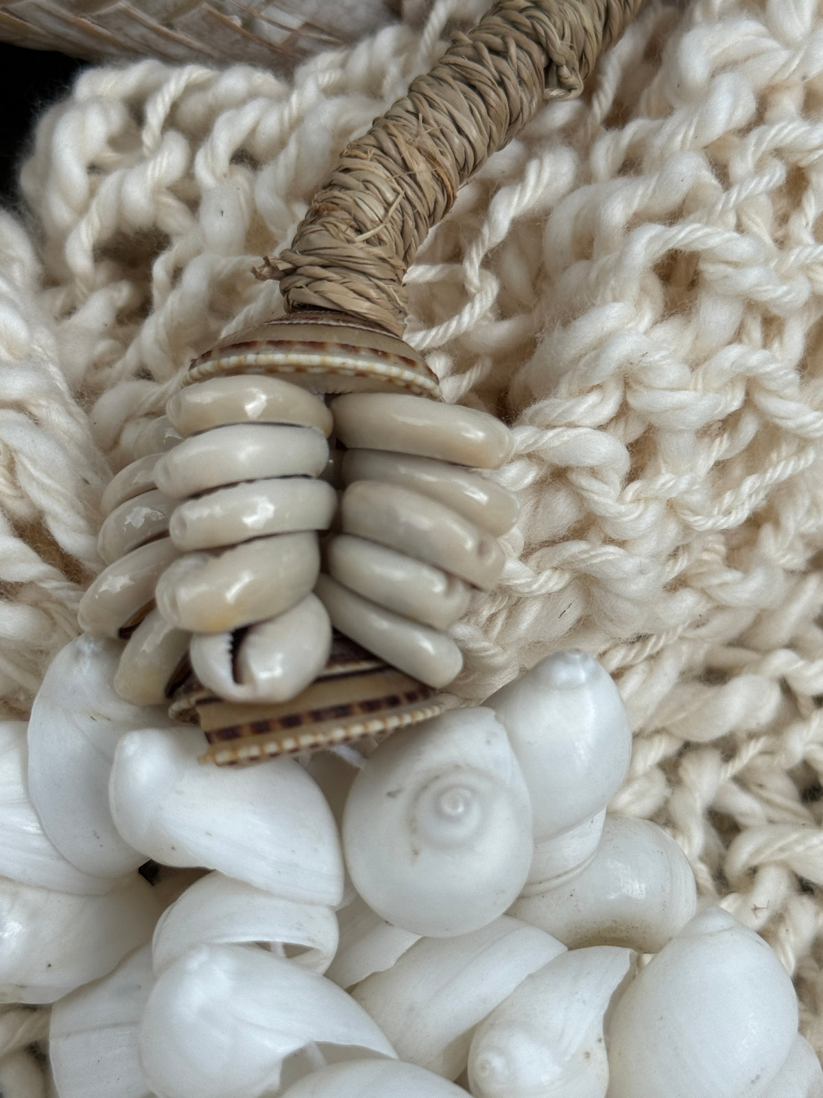 Colar Decorativo Conchas Brancas