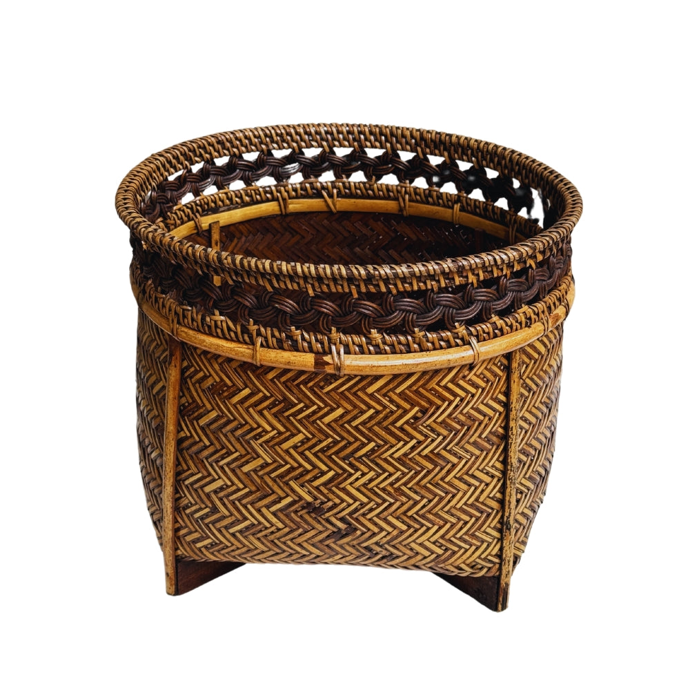 Cesto em Palha com Borda em Rattan