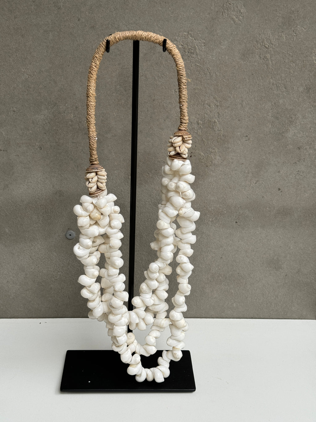 Colar Decorativo Conchas Brancas
