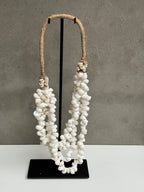 Colar Decorativo Conchas Brancas