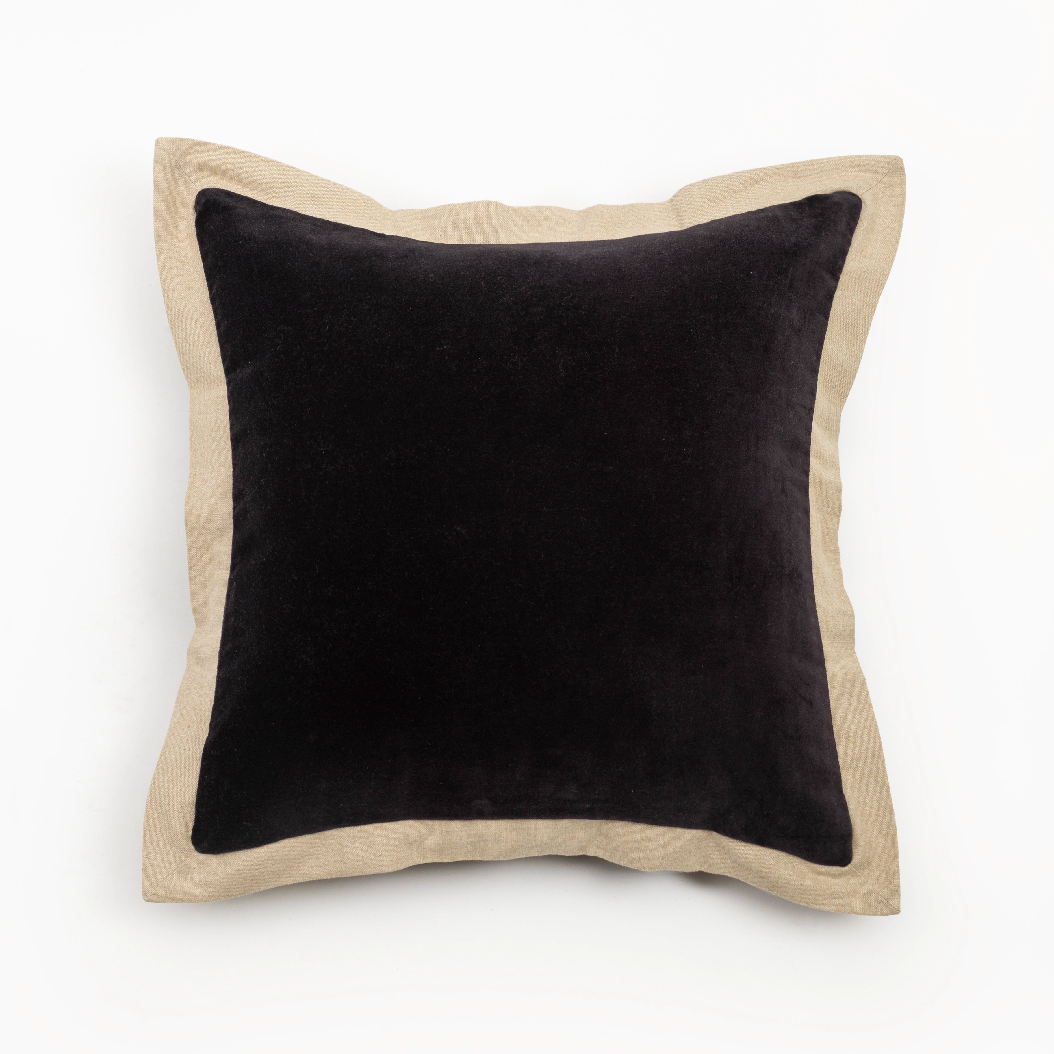 Almofada 50X50 Veludo Preto Borda Linho Cru