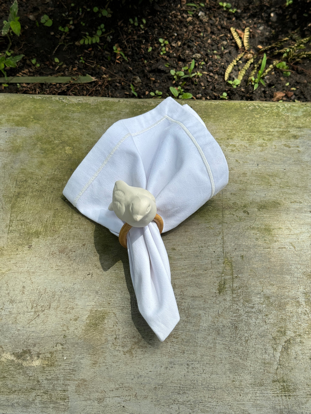 Conjunto Argolas de Pássaros Cerâmicas Branco Fosco